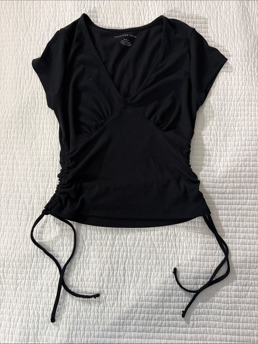 American Eagle Outfitters Black Ruched Side Tie V‑Neck Crop Top